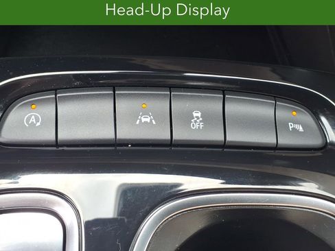 Certified 2022 Buick Envision Essence w/ Technology Package I FWD image 26