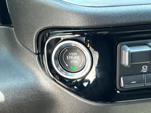 New 2025 GMC Sierra 2500 SLE w/ SLE Value Package; image 17