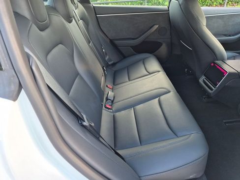 Used 2025 Tesla Model 3 Long Range AWD/4WD image 20