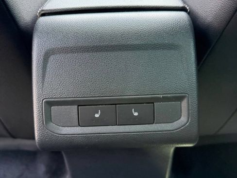 Used 2021 Volkswagen Jetta SE w/ SE Cold Weather Package FWD image 14