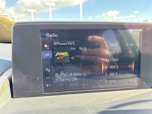 Used 2018 Lexus NX 300 FWD image 16