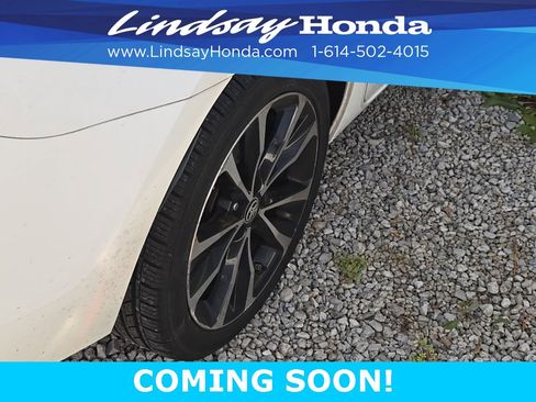 Used 2017 Toyota Corolla SE image 11