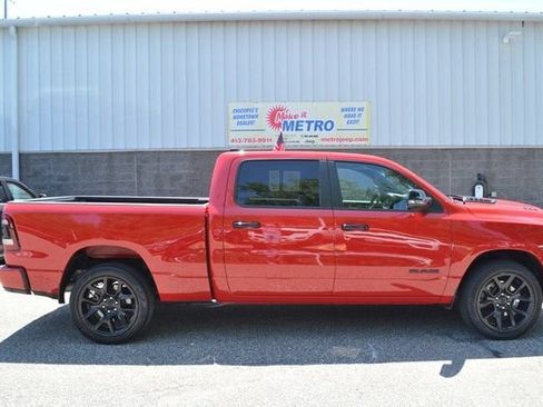 Used 2023 RAM 1500 Laramie AWD/4WD image 9