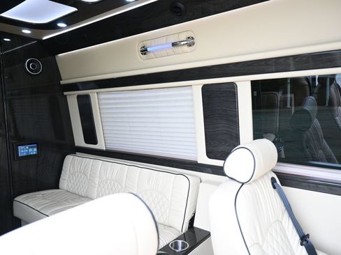 Used 2019 Mercedes-Benz Sprinter 170 image 26
