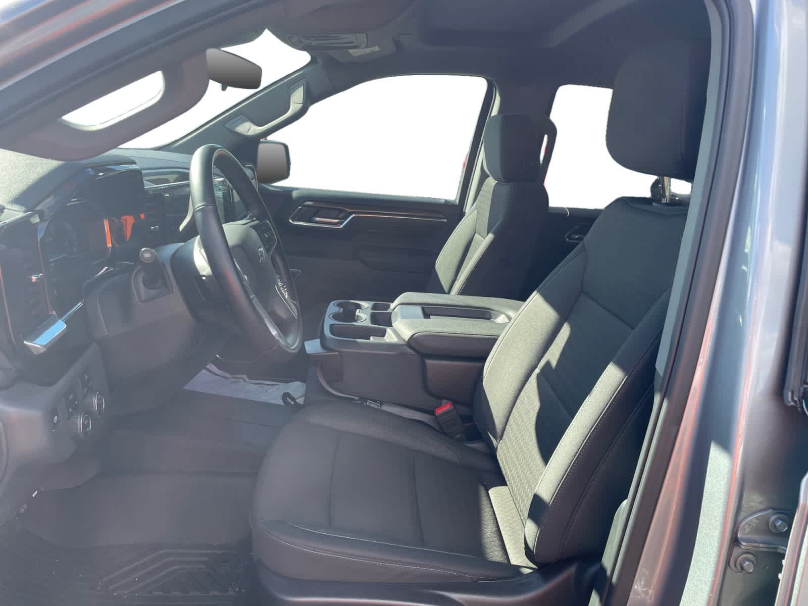 Used 2025 Chevrolet Silverado 1500 RST AWD/4WD image 11