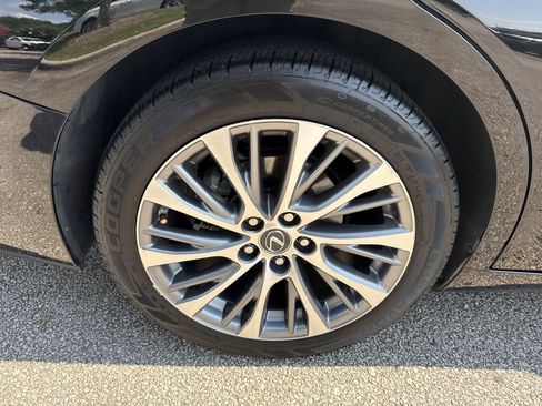 Used 2020 Lexus ES 350 w/ Premium Package FWD image 19