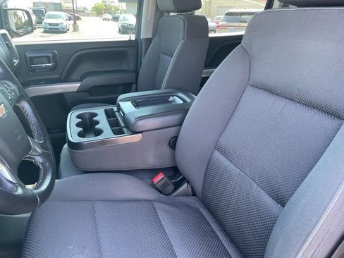 Used 2018 Chevrolet Silverado 1500 LT w/ All Star Edition AWD/4WD image 12
