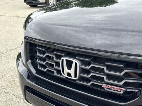 Used 2013 Honda Ridgeline Sport image 10