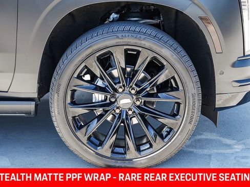 Used 2025 Cadillac Escalade Sport Platinum AWD/4WD image 9