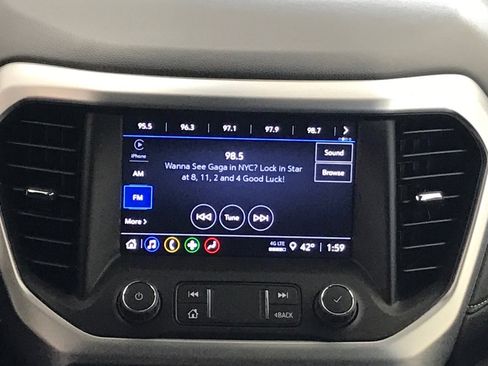 Certified 2023 GMC Acadia SLE w/ Driver Convenience Package image 7