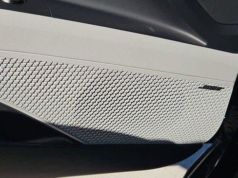 New 2026 Hyundai Elantra Limited image 31