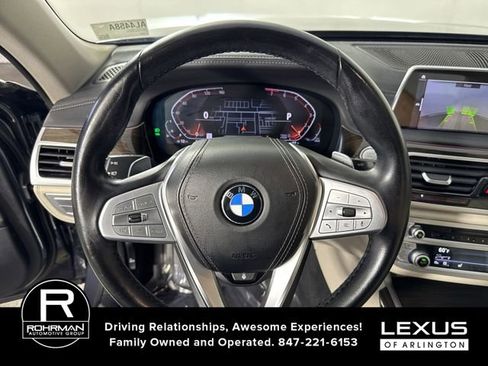 Used 2020 BMW 740i xDrive 740i xDrive w/ Cold Weather Package image 11