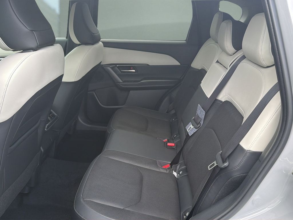 New 2026 MAZDA CX-5 Preferred AWD/4WD image 17