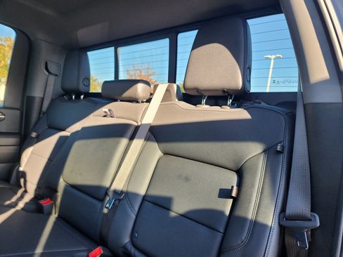 Used 2024 Chevrolet Silverado 2500 LTZ w/ LTZ Premium Package image 13