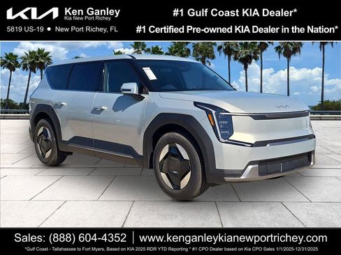 New 2026 Kia EV9 Light RWD image 1