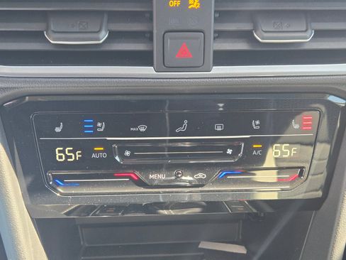 New 2026 Volkswagen Taos SEL AWD/4WD image 20