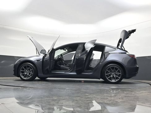 Used 2019 Tesla Model 3 Standard Range Plus RWD image 43