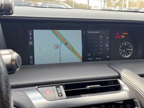 Used 2018 Lexus LC 500 Coupe w/ Performance Package image 18