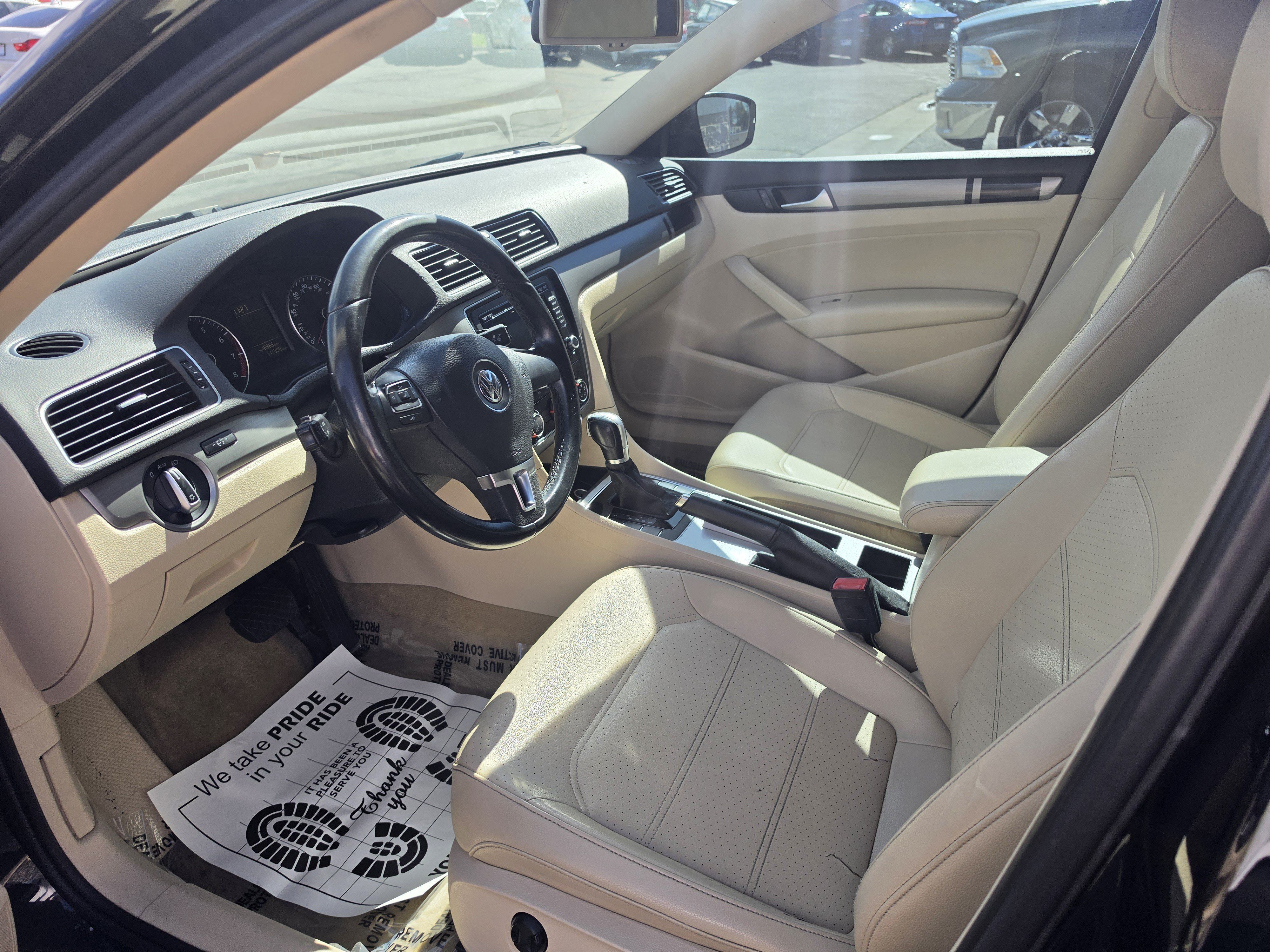 Used 2014 Volkswagen Passat 1.8T Wolfsburg Edition FWD image 10