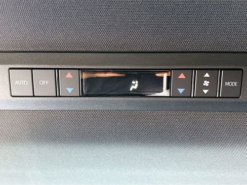 New 2025 Toyota Sienna XLE Woodland Edition AWD/4WD image 23