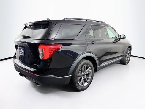 Used 2023 Ford Explorer XLT w/ Equipment Group 202A AWD/4WD image 10