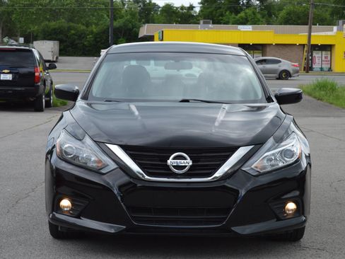 Used 2018 Nissan Altima 2.5 SR FWD image 3