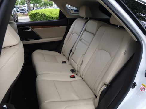 Used 2020 Lexus RX 450h AWD w/ Premium Package image 35