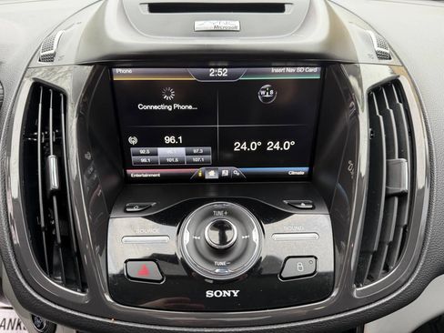 Used 2014 Ford C-MAX Energi w/ Equipment Group 303A image 21