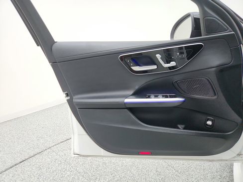 Used 2022 Mercedes-Benz C 300 Sedan image 21