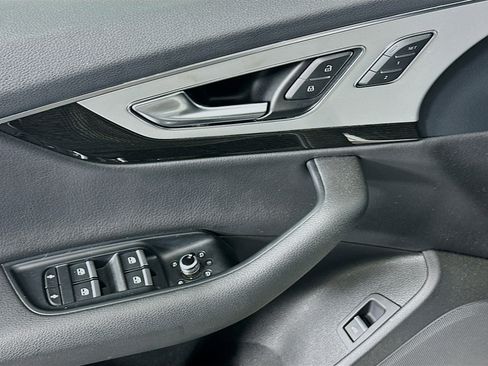 Used 2019 Audi Q7 2.0T Premium w/ Convenience Package image 15