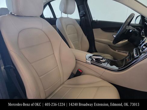 Used 2016 Mercedes-Benz C 300 4MATIC Sedan image 22