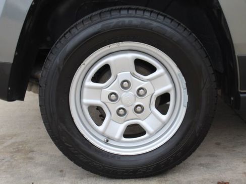 Used 2012 Jeep Patriot Sport w/ PWR Value Group image 9