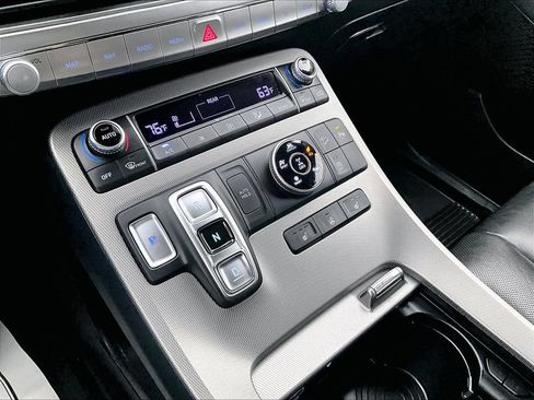 Used 2022 Hyundai Palisade SEL w/ Premium Package AWD/4WD image 32