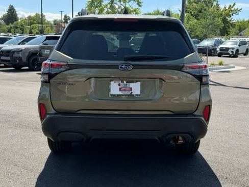 Used 2026 Subaru Forester Premium AWD/4WD image 4