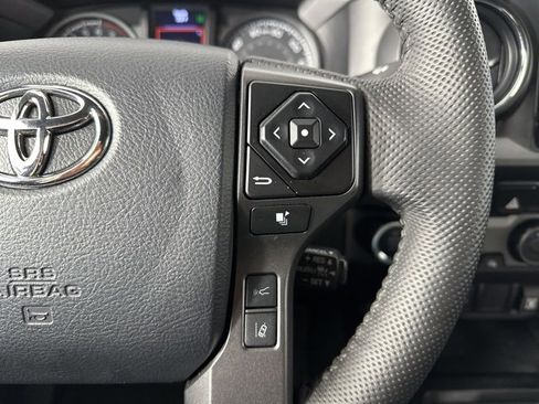 Used 2023 Toyota Tacoma TRD Sport image 16