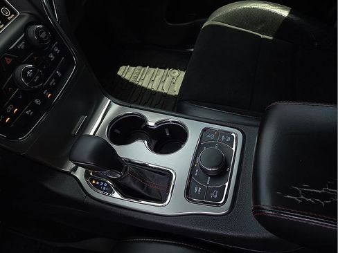 Used 2018 Jeep Grand Cherokee Trailhawk AWD/4WD image 20