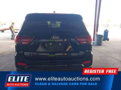 Used 2019 Kia Sorento LX image 32