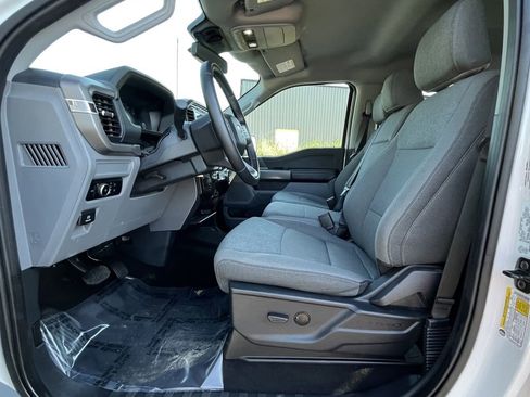Used 2024 Ford F150 XLT w/ Tow/Haul Package image 9