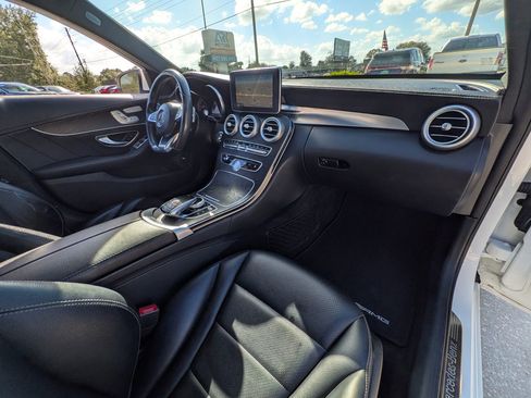 Used 2015 Mercedes-Benz C 300 4MATIC Sedan image 5