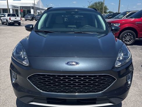 Used 2022 Ford Escape SEL image 2