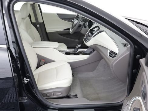 Used 2024 Chevrolet Malibu LT FWD image 20
