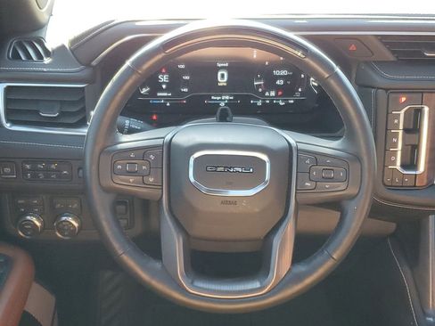 Certified 2024 GMC Yukon XL Denali Ultimate image 28