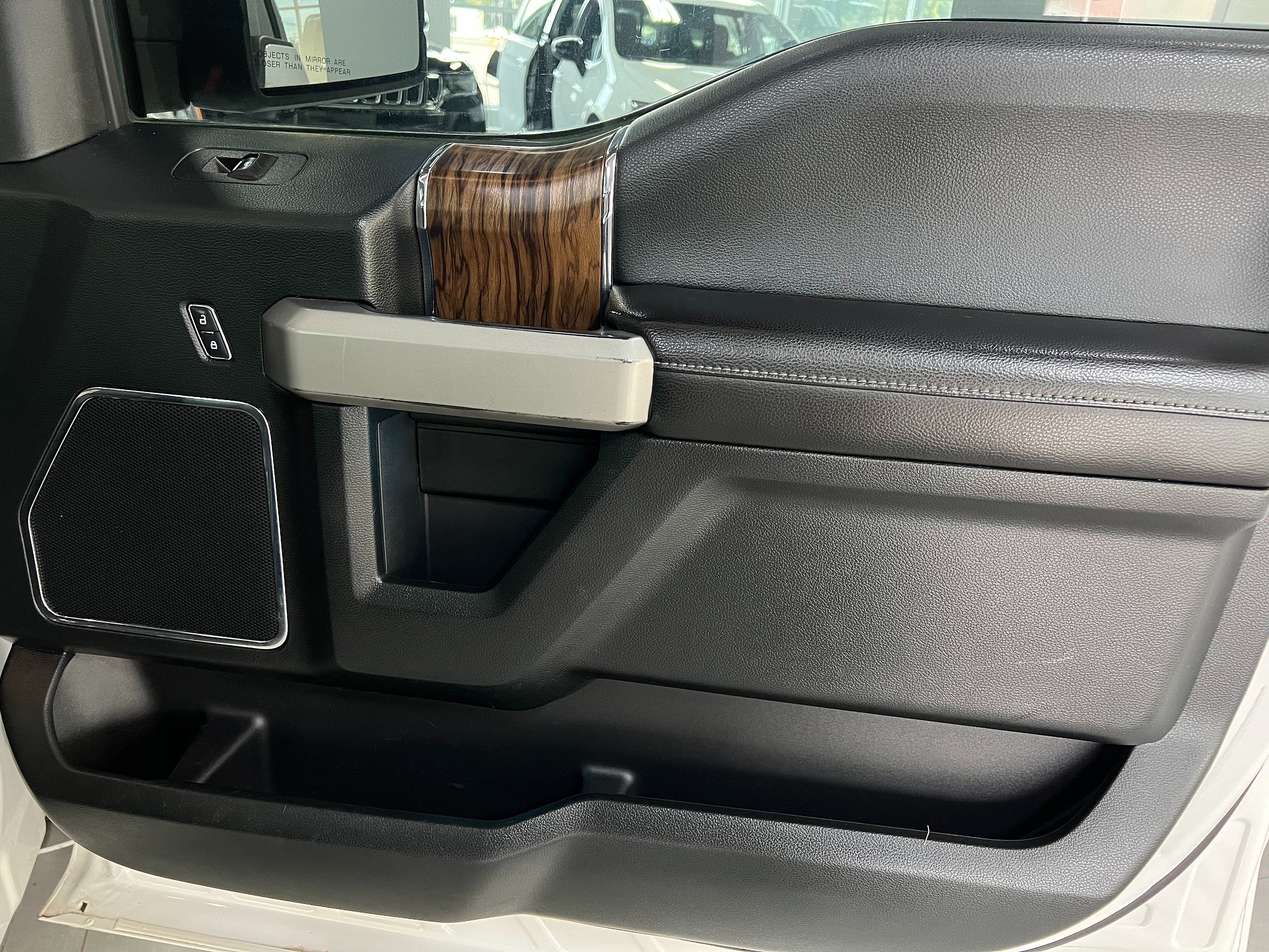 Used 2018 Ford F150 Lariat w/ Equipment Group 502A Luxury AWD/4WD image 31