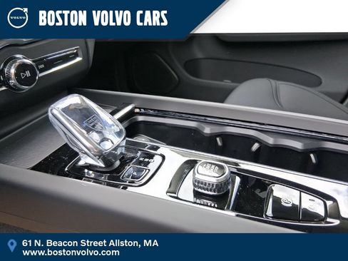 New 2026 Volvo XC60 B5 Plus w/ Protection Package Premier AWD/4WD image 11