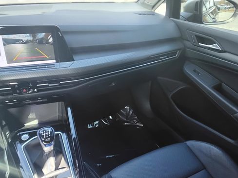 Used 2024 Volkswagen Golf R image 23