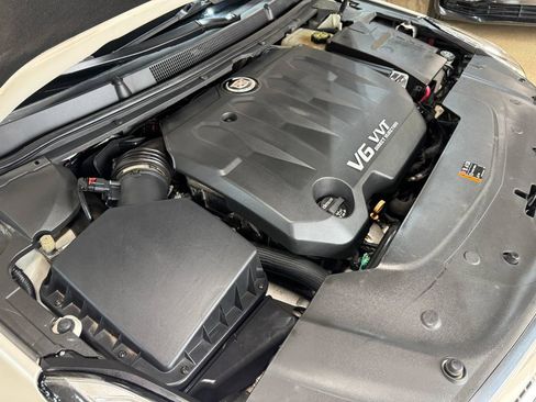 Used 2013 Cadillac XTS Premium FWD image 38