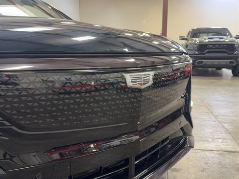 Used 2024 Cadillac Lyriq Sport AWD/4WD image 13