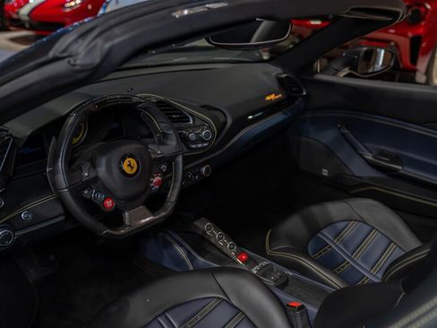 Used 2017 Ferrari 488 Spider RWD image 9