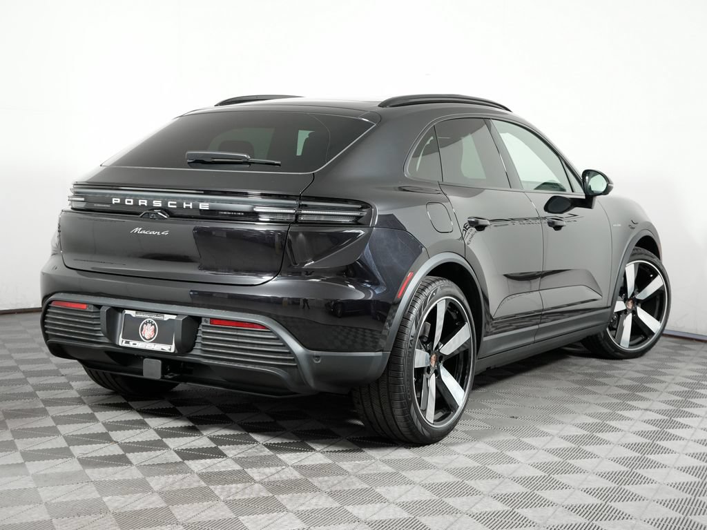 Used 2026 Porsche Macan 4 Electric AWD/4WD image 7