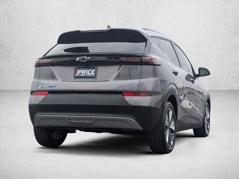 Certified 2022 Chevrolet Bolt EUV LT w/ Convenience Package image 5
